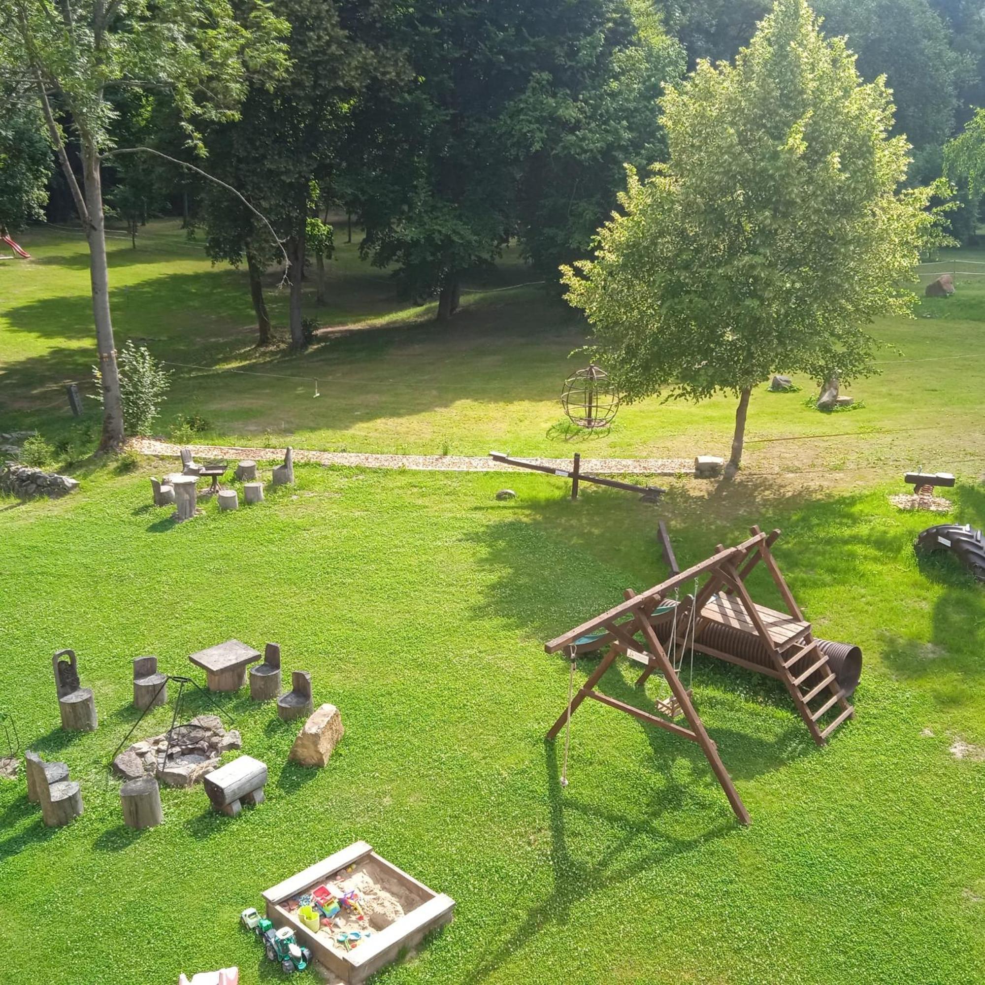 apartmány pod Vysákem Stárkov Esterno foto