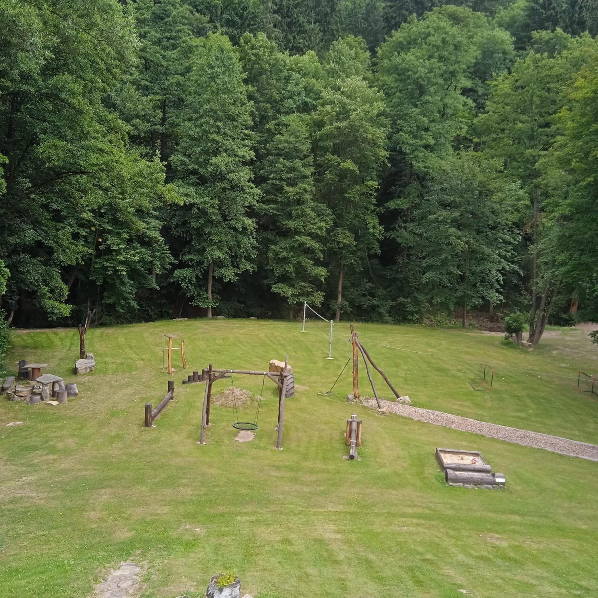 apartmány pod Vysákem Stárkov Esterno foto