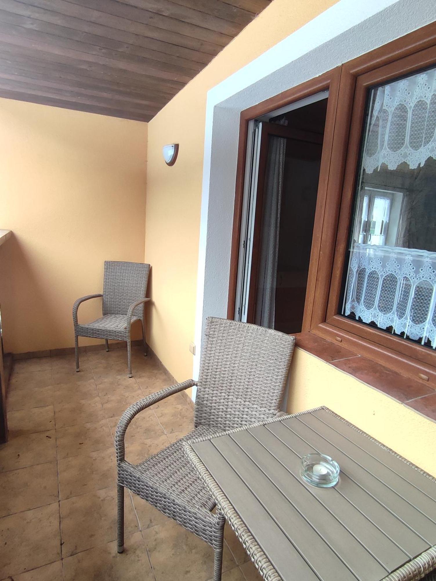 apartmány pod Vysákem Stárkov Camera foto